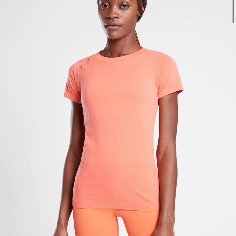 Athleta Momentum Top